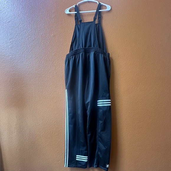 Adidas Originals RARE Black/White “Dungarees” Overalls Size XL New With Tags! - Picture 14 of 15